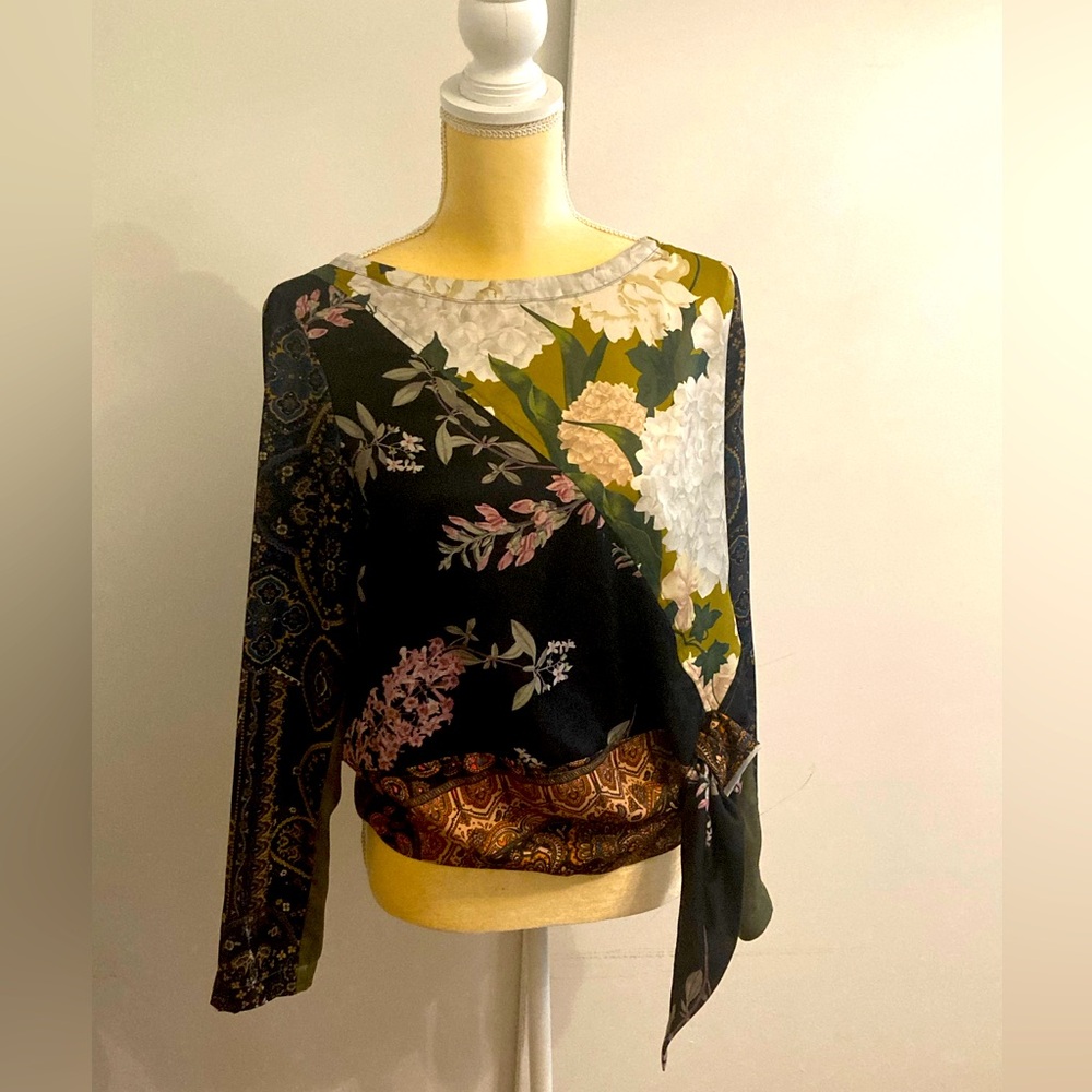 Anthropologie silky size small.  Tiny brand.  Can fit a M. Excellent condition!